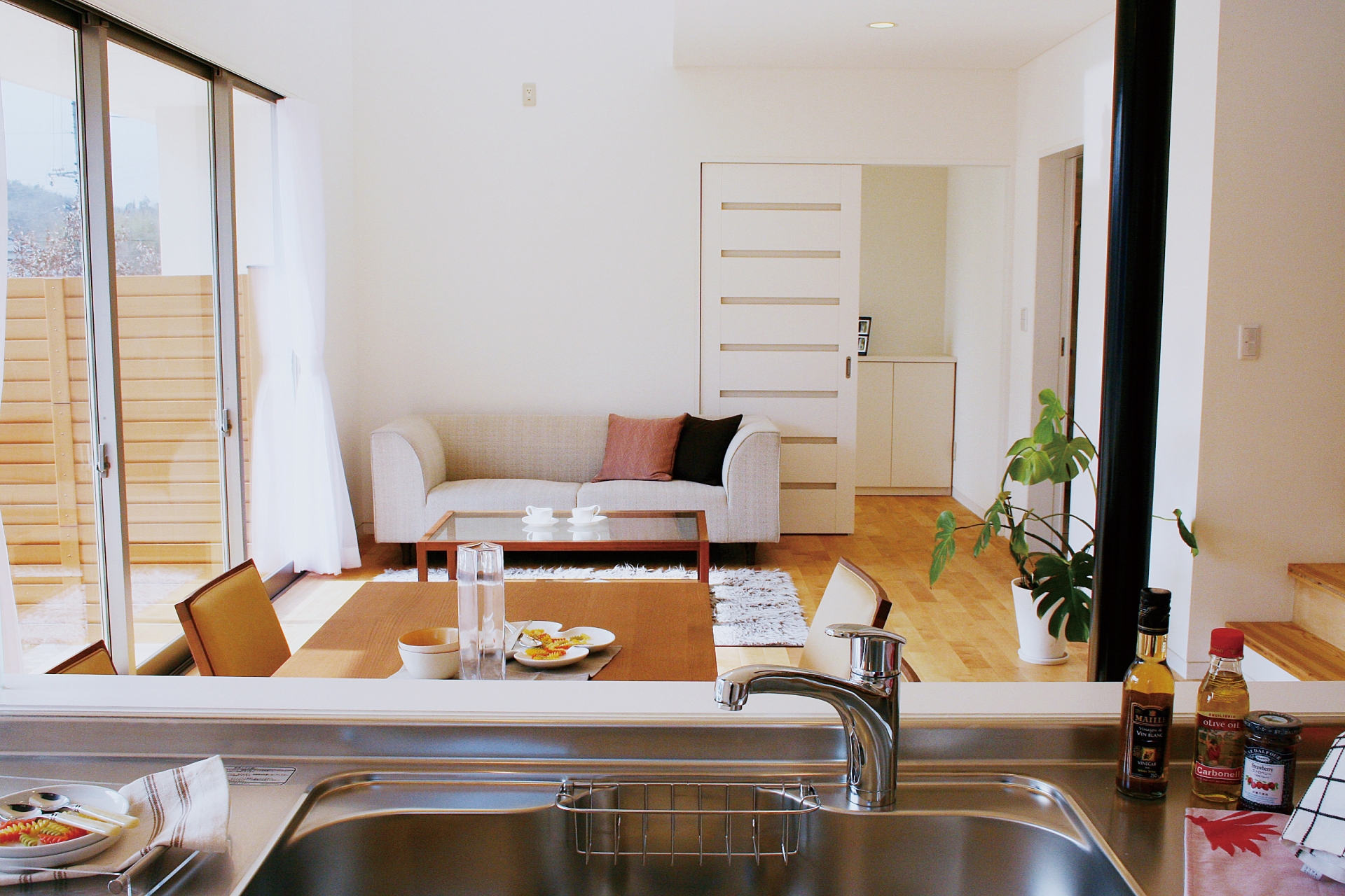 民泊の家電家具レンタル業者一覧表 | Airbnb・民泊代行業者まとめ